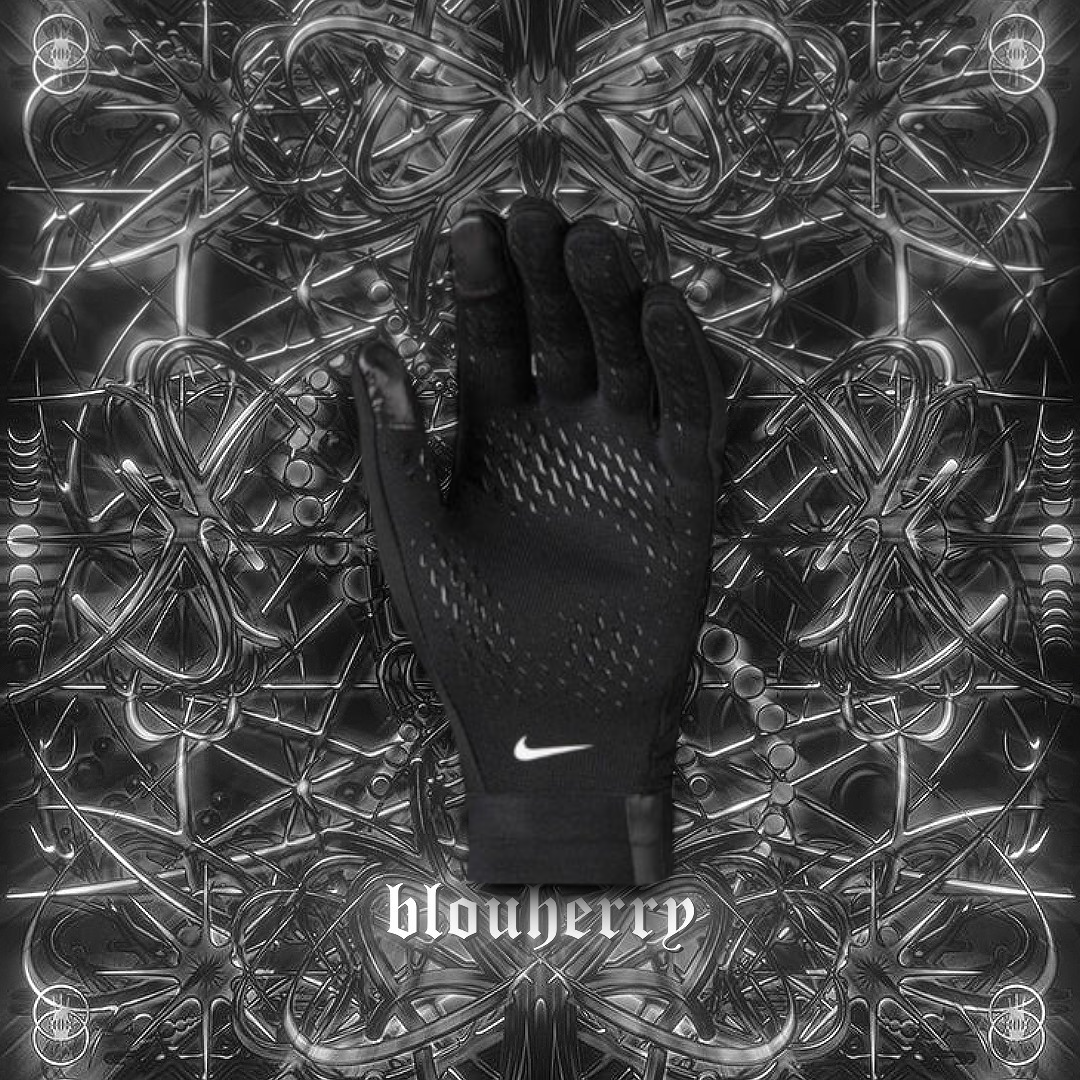 Nike Therma-FIT Academy Football Gloves