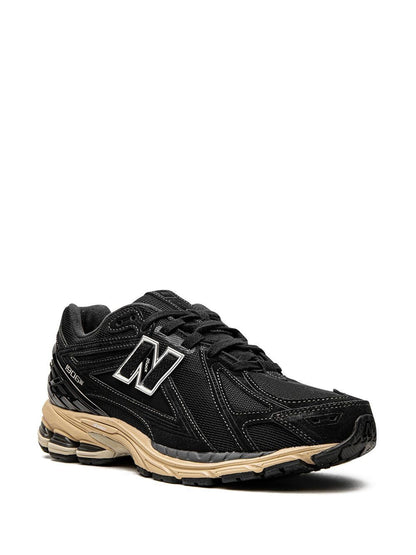 NEW BALANCE 1906r Low-top Sneakers