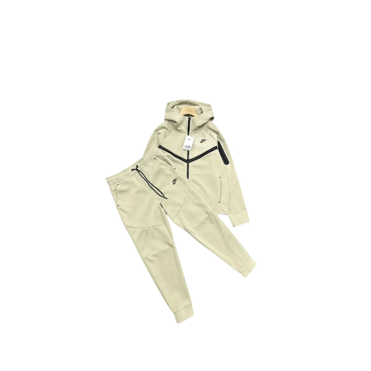 Nike Tech
