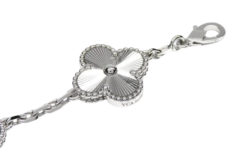 Van Cleef & Arpels Alhambra Bracelet 5 Motifs Guilloché P00004